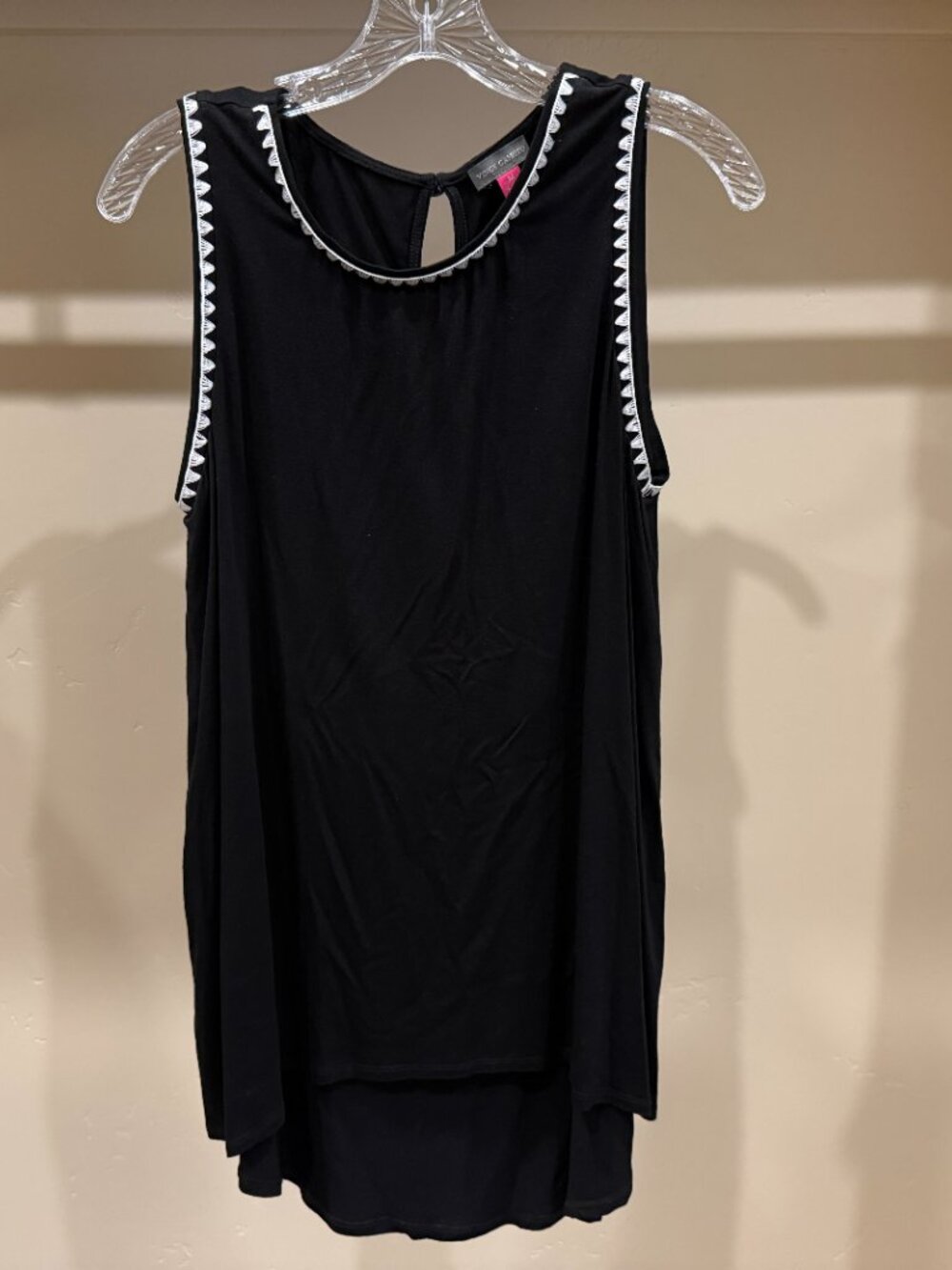 Vince Camuto Black Sleeveless Top Size Medium